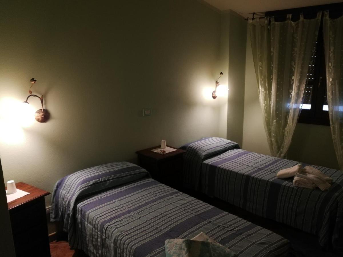 B&B Mony E Nico Риола-Сардо Экстерьер фото